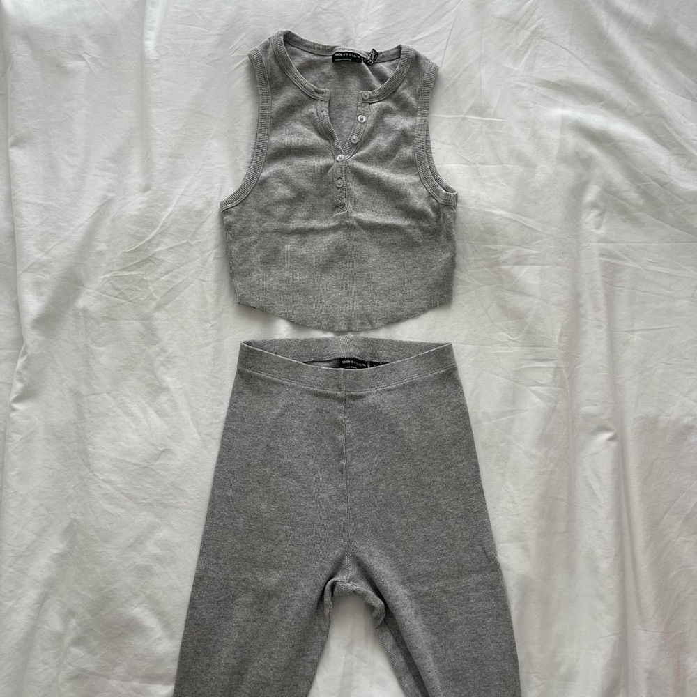 ASOS Set - Picture 2 of 3